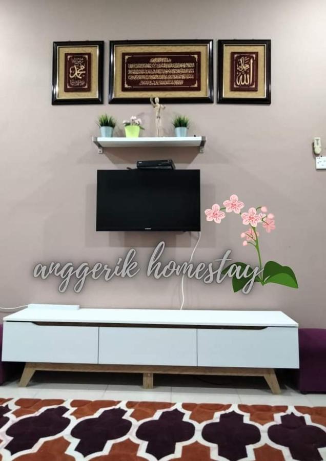 Anggerik Homestay Dungun Kampong Sura Tengah Luaran gambar