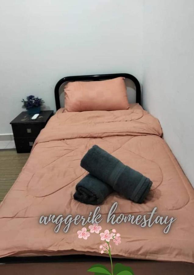 Anggerik Homestay Dungun Kampong Sura Tengah Luaran gambar